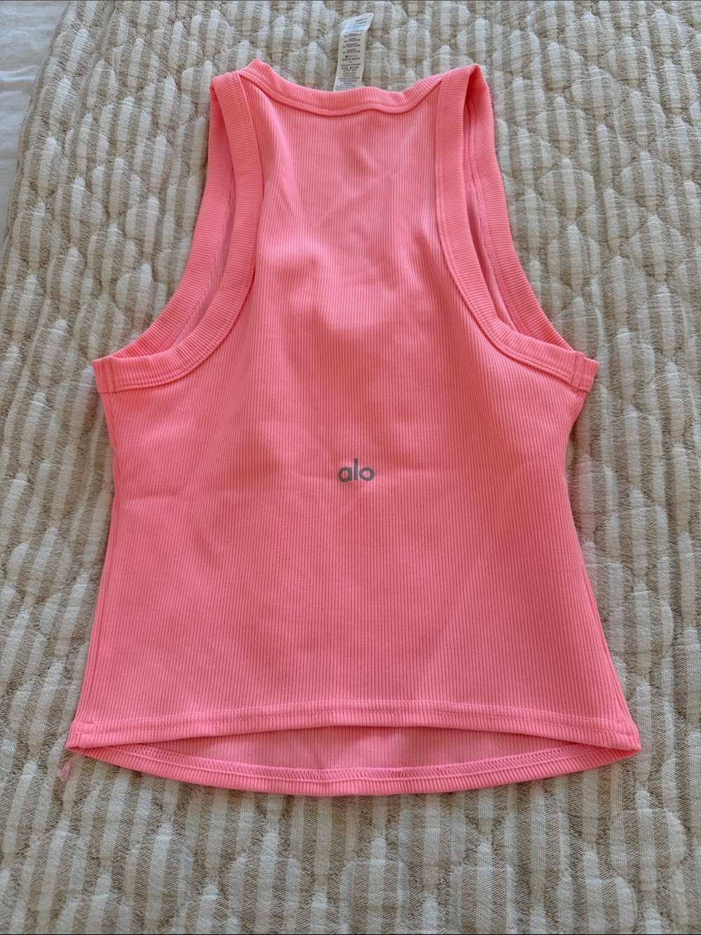 ALO Yoga Goddess Tank Neon Bubblegum